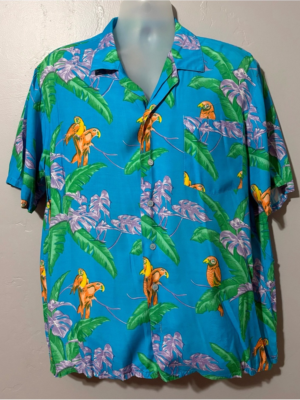 Vtg Tropically Yours Mens XL Blue Hawaiian Shirt Palm Tree Rayon Bird Parrot
